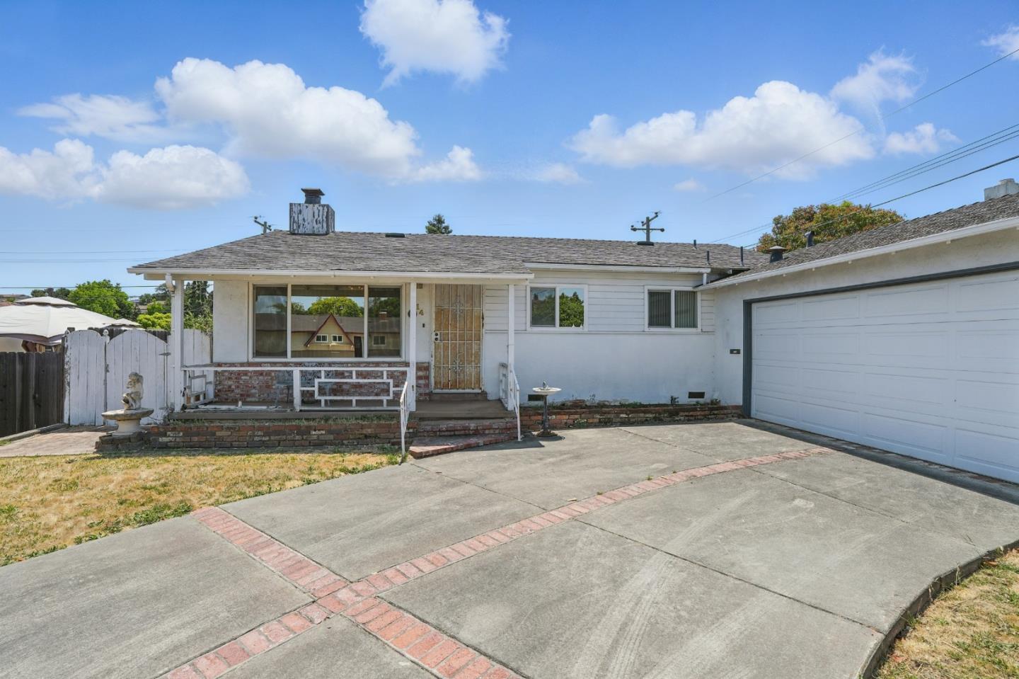 Detail Gallery Image 3 of 29 For 114 Bergwall Way, Vallejo,  CA 94591 - 3 Beds | 2 Baths