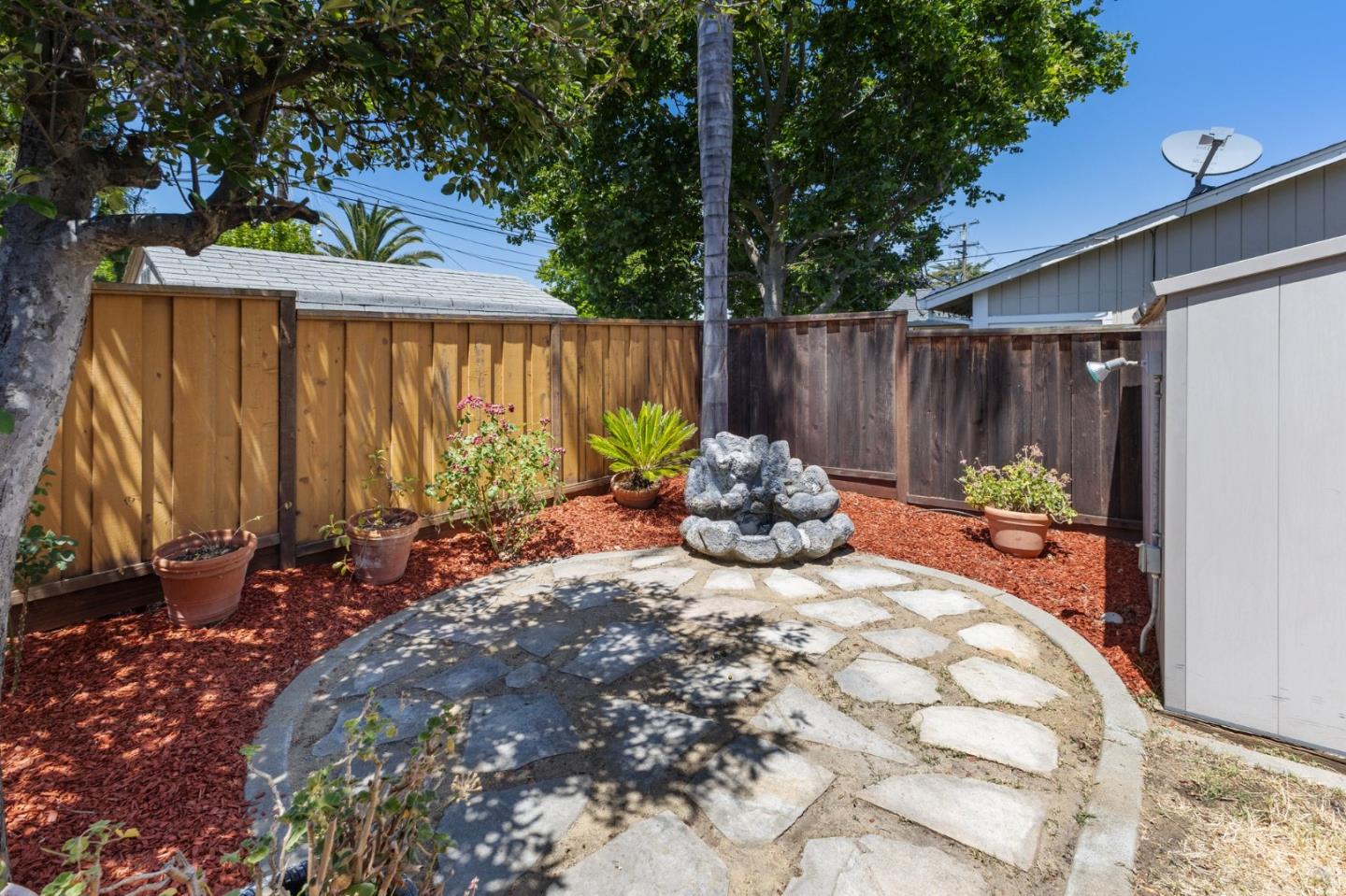 Detail Gallery Image 28 of 31 For 2057 Highland Dr, Concord,  CA 94520 - 3 Beds | 2 Baths