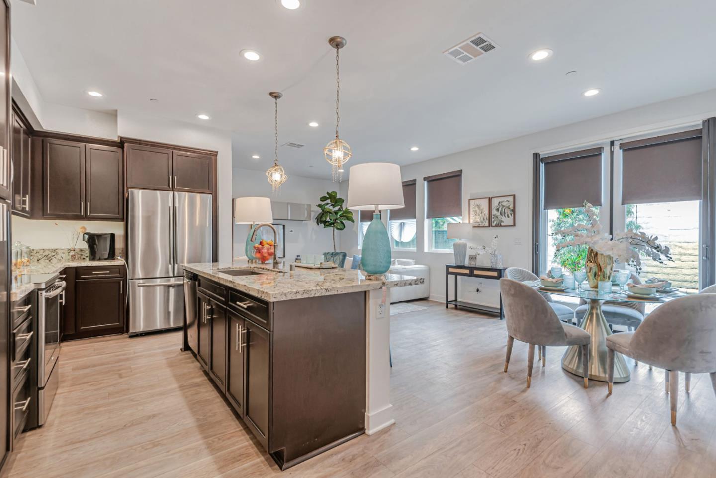 Detail Gallery Image 5 of 24 For 5358 Harvard Way, Cypress,  CA 90630 - 3 Beds | 2/1 Baths