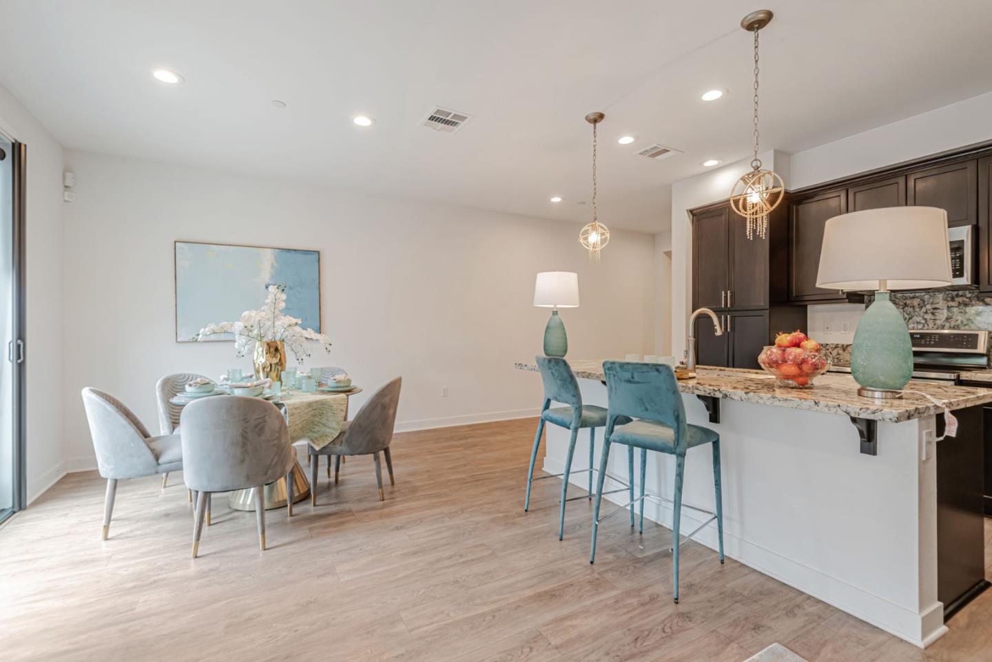 Detail Gallery Image 9 of 24 For 5358 Harvard Way, Cypress,  CA 90630 - 3 Beds | 2/1 Baths