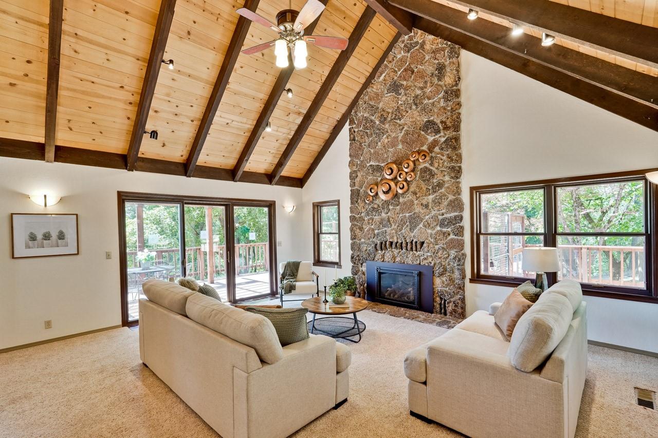 Detail Gallery Image 14 of 123 For 12338 First Fork Rd, Los Gatos,  CA 95033 - 3 Beds | 2 Baths