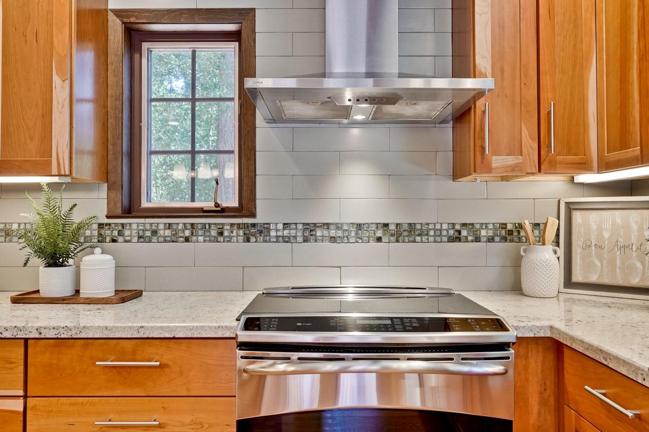 Detail Gallery Image 27 of 123 For 12338 First Fork Rd, Los Gatos,  CA 95033 - 3 Beds | 2 Baths