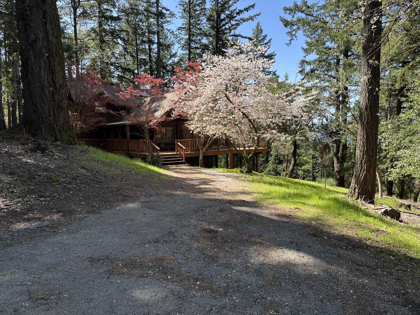 Detail Gallery Image 4 of 123 For 12338 First Fork Rd, Los Gatos,  CA 95033 - 3 Beds | 2 Baths