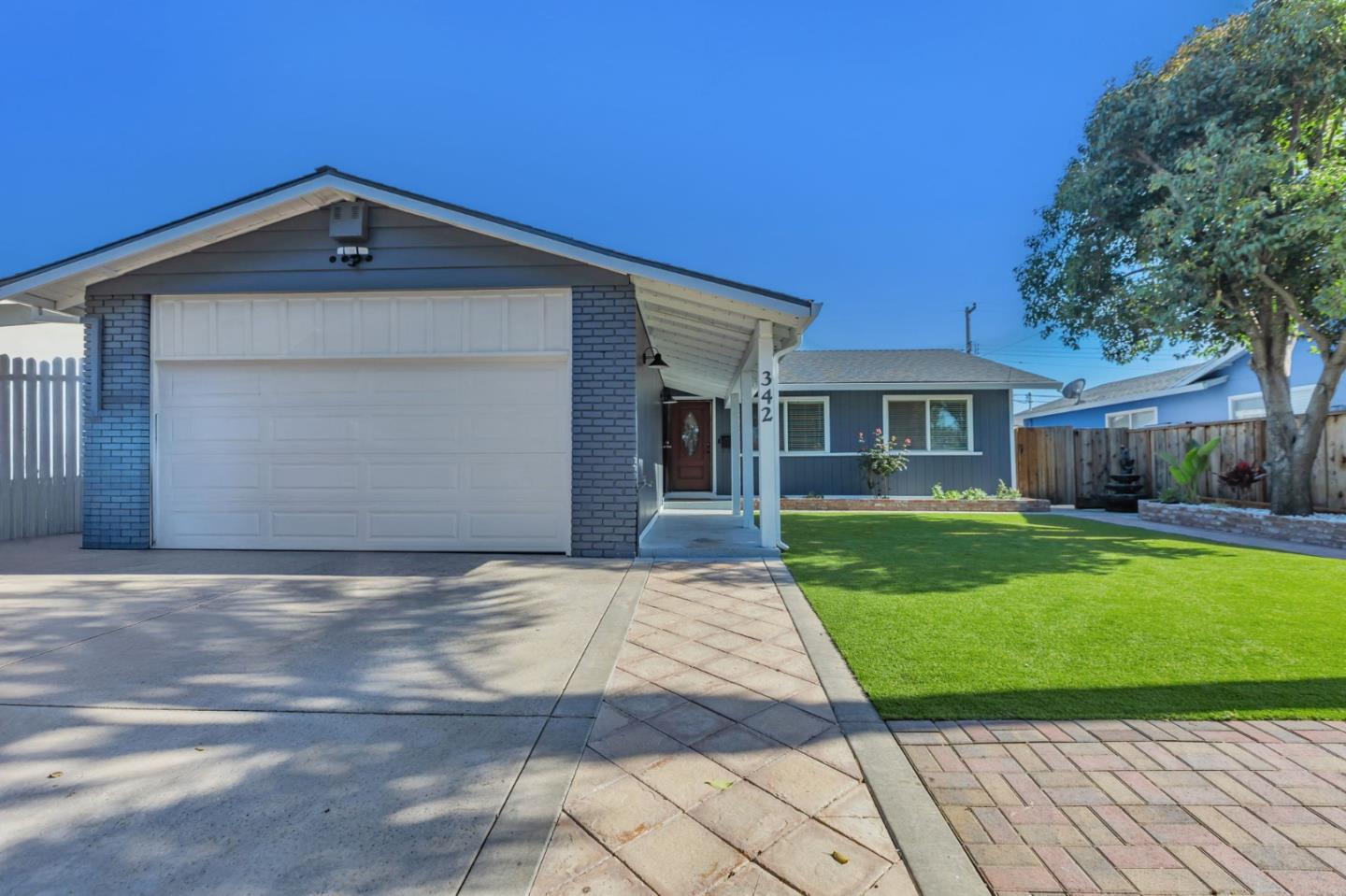 Detail Gallery Image 2 of 63 For 342 Swaps Dr, San Jose,  CA 95111 - 3 Beds | 2 Baths