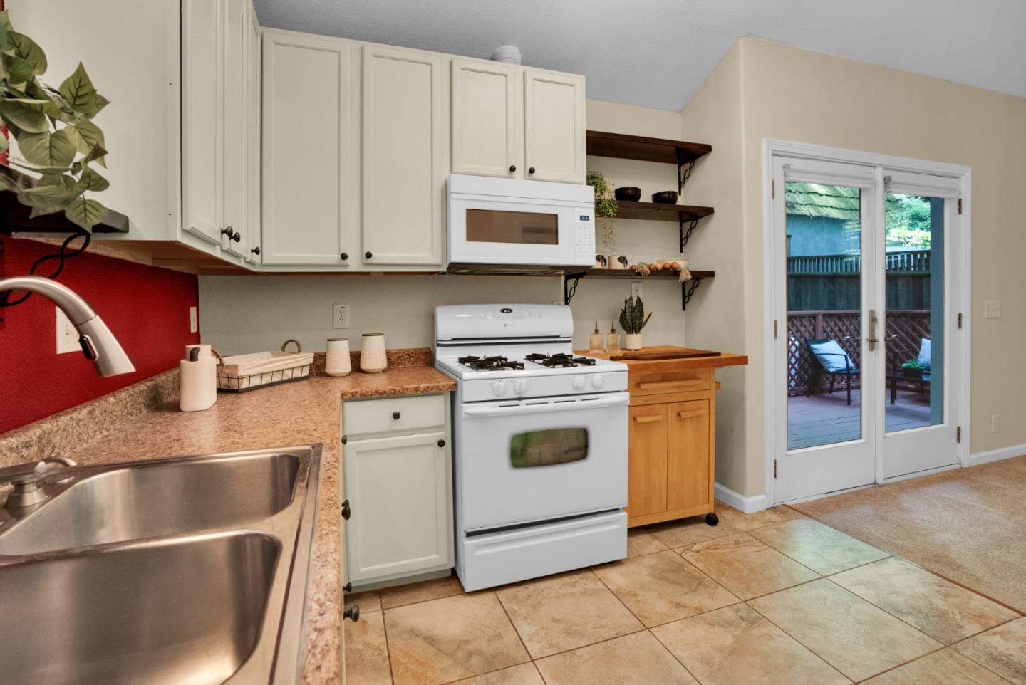 Detail Gallery Image 26 of 65 For 17981 Ogallala Warpath Rd, Los Gatos,  CA 95033 - 2 Beds | 2 Baths