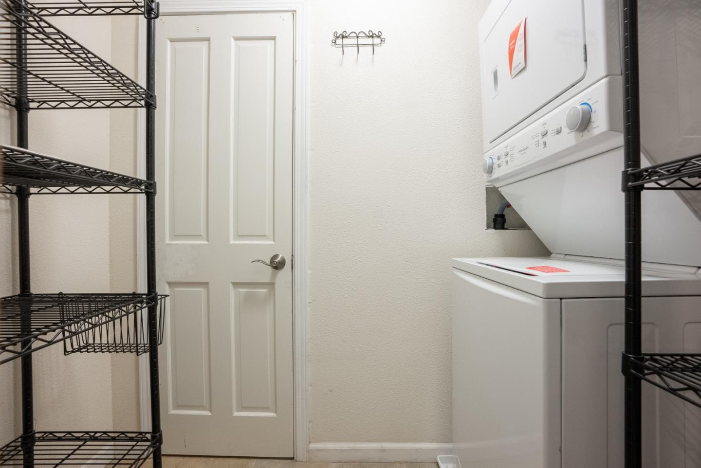 Detail Gallery Image 39 of 65 For 17981 Ogallala Warpath Rd, Los Gatos,  CA 95033 - 2 Beds | 2 Baths