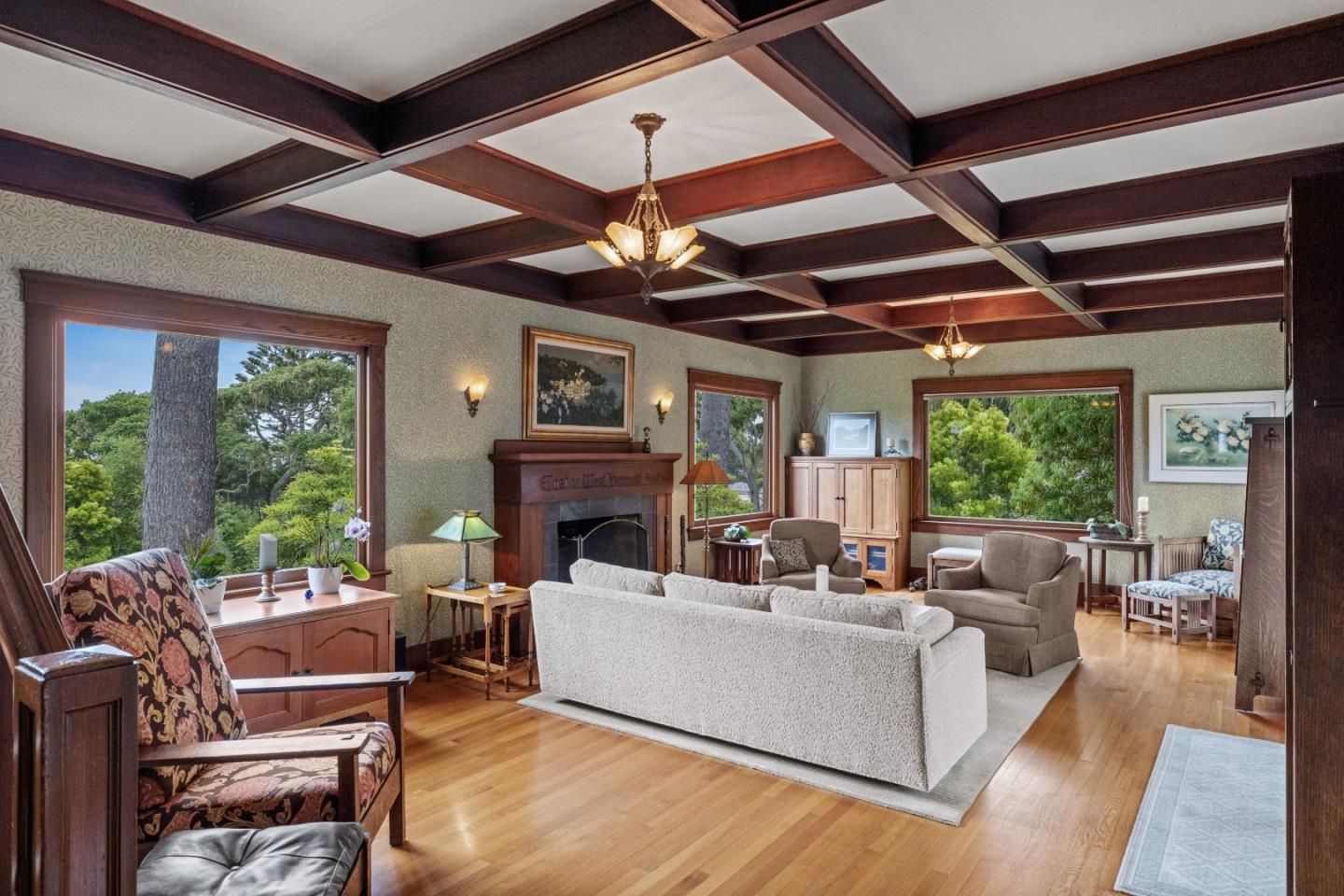 Detail Gallery Image 2 of 67 For 944 Bayview Ave, Pacific Grove,  CA 93950 - 3 Beds | 2 Baths