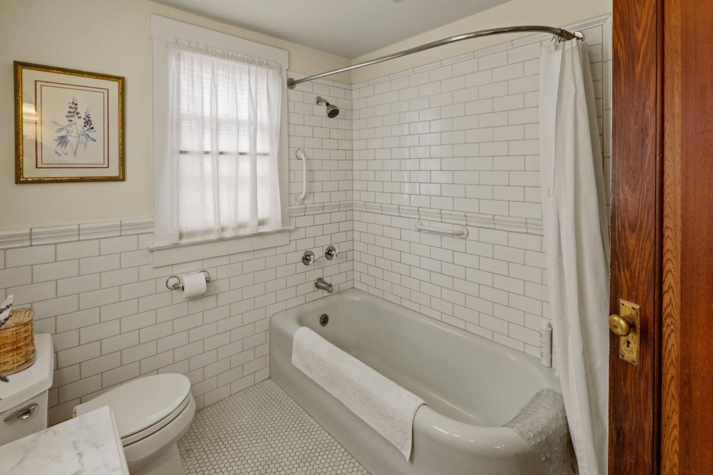 Detail Gallery Image 29 of 67 For 944 Bayview Ave, Pacific Grove,  CA 93950 - 3 Beds | 2 Baths
