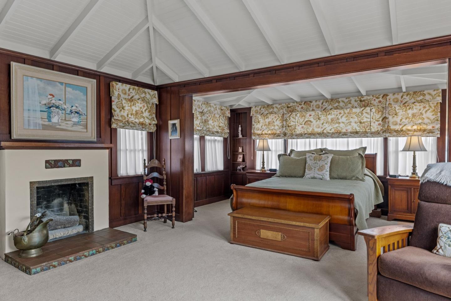 Detail Gallery Image 33 of 67 For 944 Bayview Ave, Pacific Grove,  CA 93950 - 3 Beds | 2 Baths