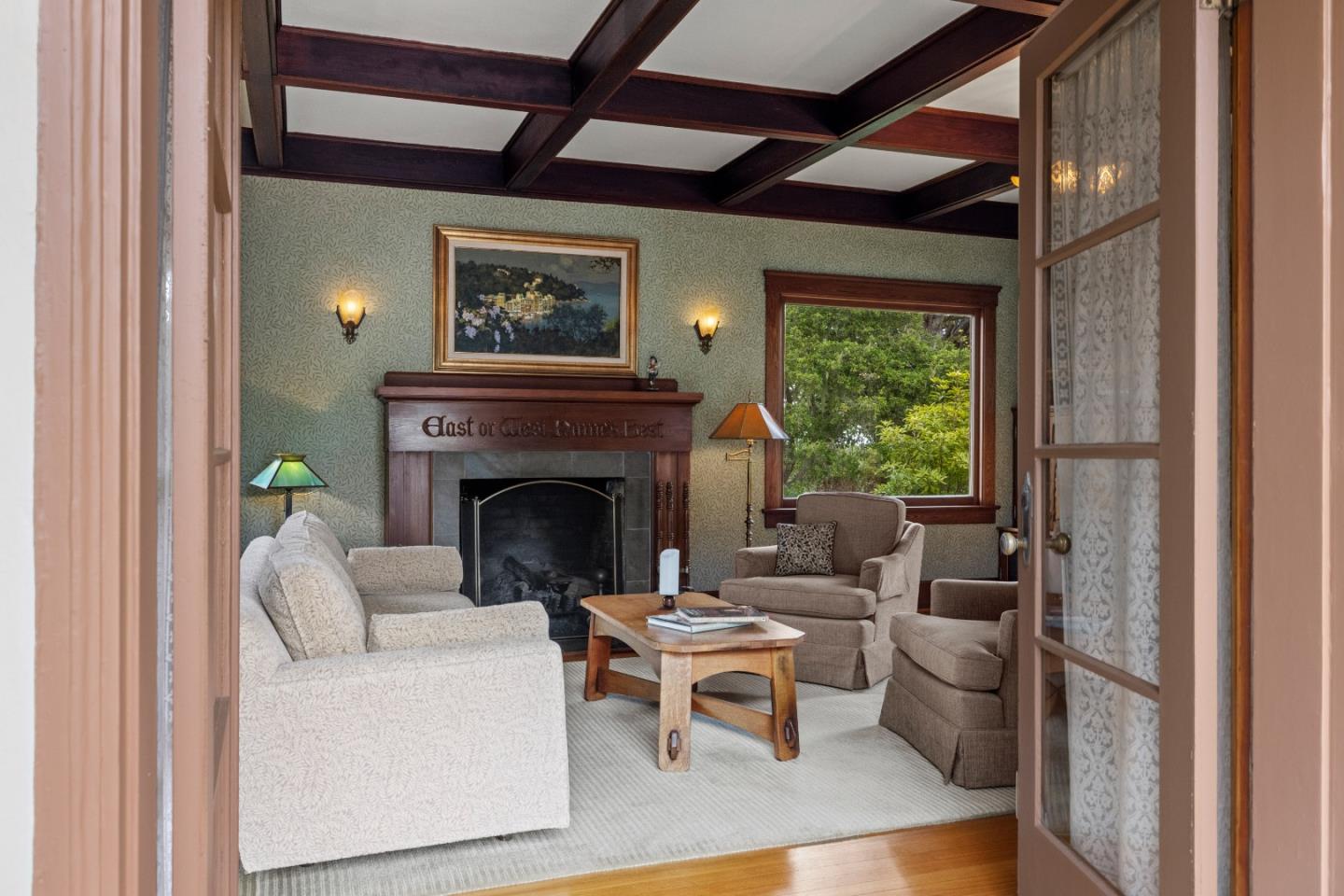 Detail Gallery Image 6 of 67 For 944 Bayview Ave, Pacific Grove,  CA 93950 - 3 Beds | 2 Baths