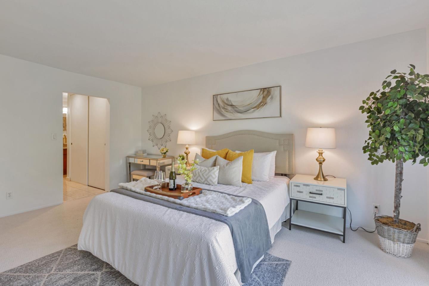 Detail Gallery Image 21 of 35 For 1031 Crestview Dr #316,  Mountain View,  CA 94040 - 2 Beds | 2 Baths