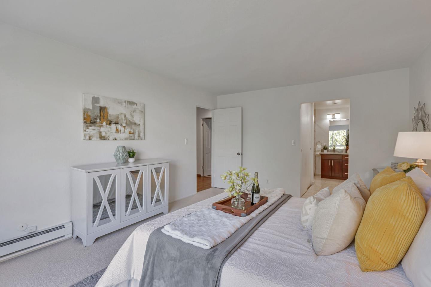Detail Gallery Image 22 of 35 For 1031 Crestview Dr #316,  Mountain View,  CA 94040 - 2 Beds | 2 Baths