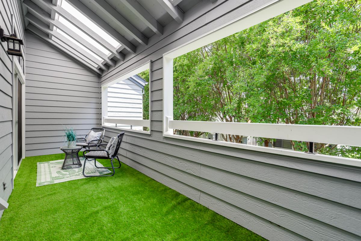Detail Gallery Image 18 of 33 For 1658 Parkview Green Cir, San Jose,  CA 95131 - 2 Beds | 2 Baths