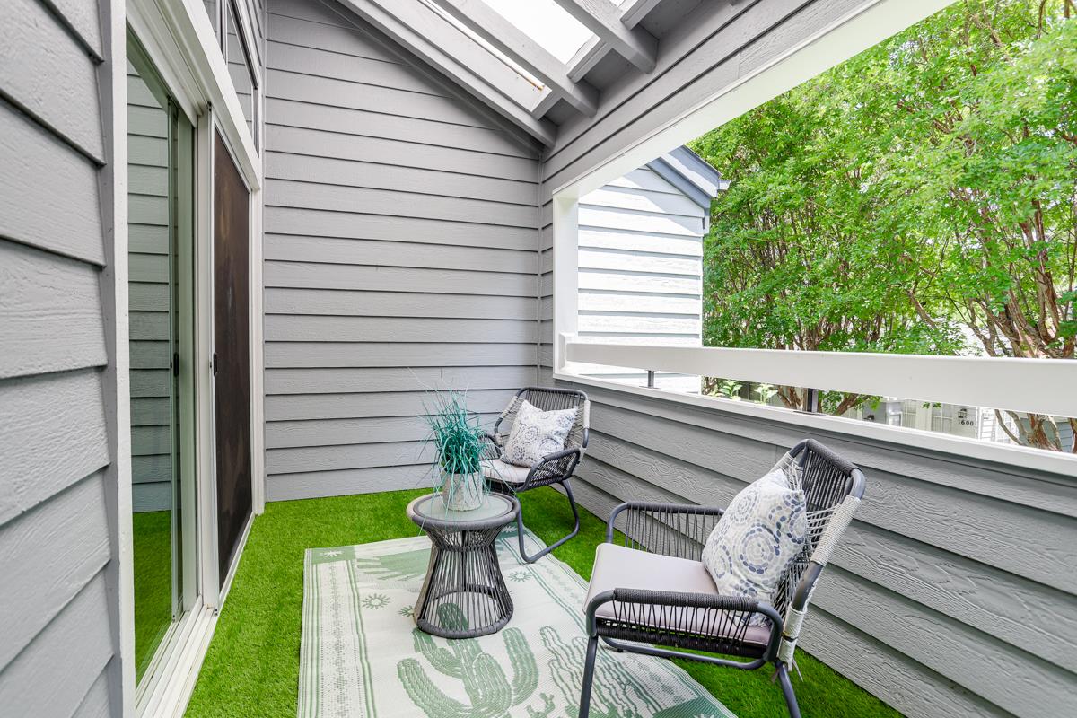 Detail Gallery Image 19 of 33 For 1658 Parkview Green Cir, San Jose,  CA 95131 - 2 Beds | 2 Baths