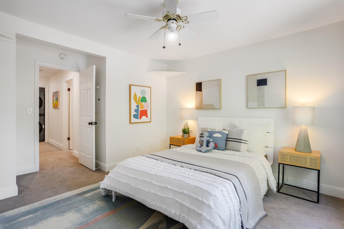 Detail Gallery Image 8 of 33 For 1658 Parkview Green Cir, San Jose,  CA 95131 - 2 Beds | 2 Baths