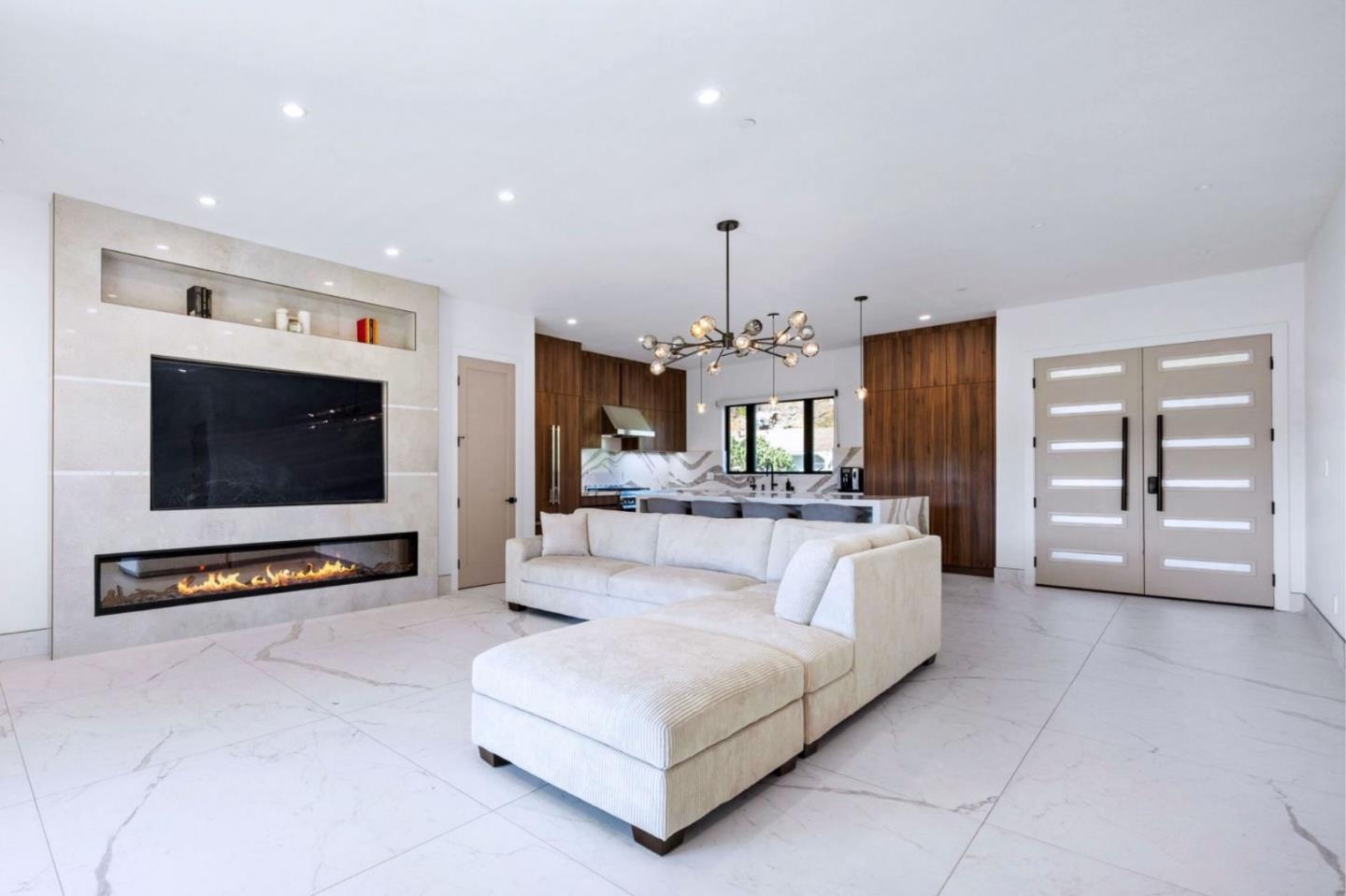 Detail Gallery Image 10 of 54 For 1016 Escalero Ave, Pacifica,  CA 94044 - 4 Beds | 5 Baths