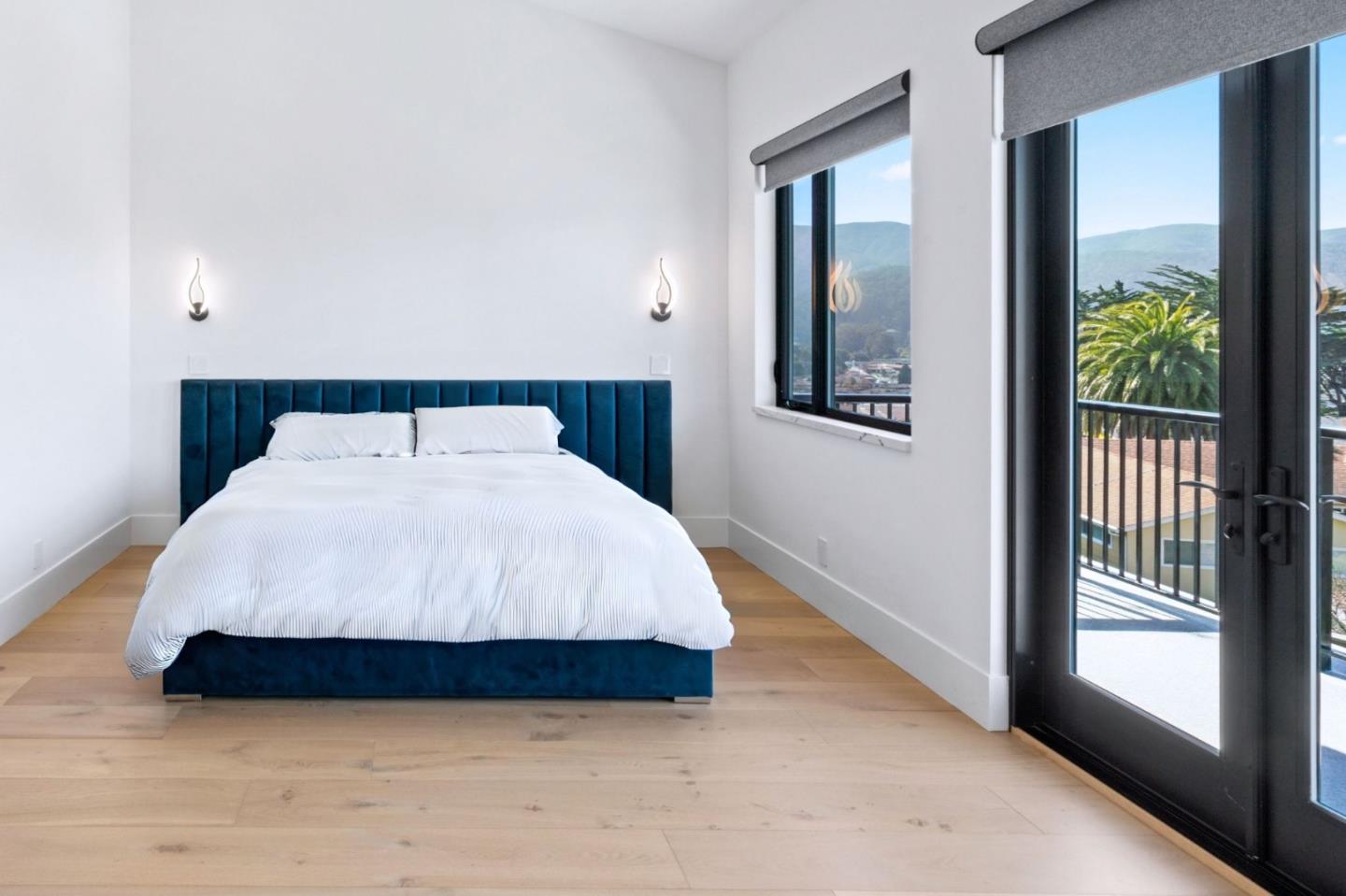 Detail Gallery Image 17 of 54 For 1016 Escalero Ave, Pacifica,  CA 94044 - 4 Beds | 5 Baths