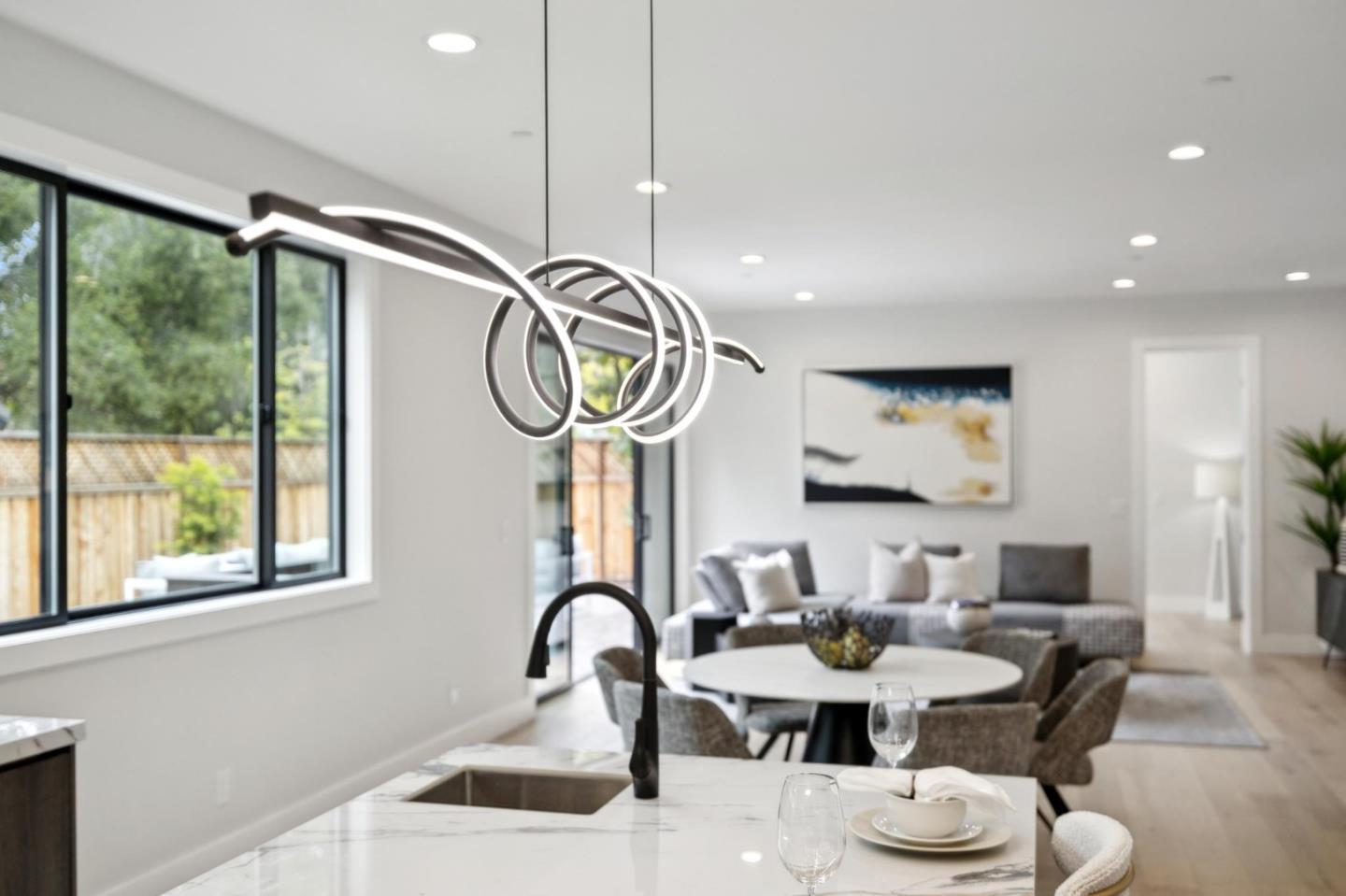 Detail Gallery Image 19 of 54 For 1074 Riverside Dr, Los Altos,  CA 94024 - 5 Beds | 4/1 Baths