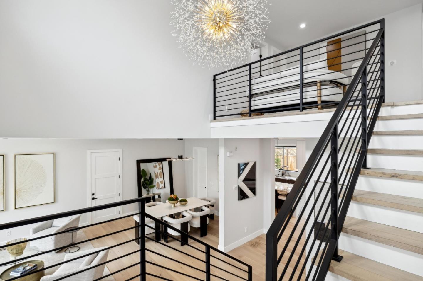 Detail Gallery Image 22 of 54 For 1074 Riverside Dr, Los Altos,  CA 94024 - 5 Beds | 4/1 Baths