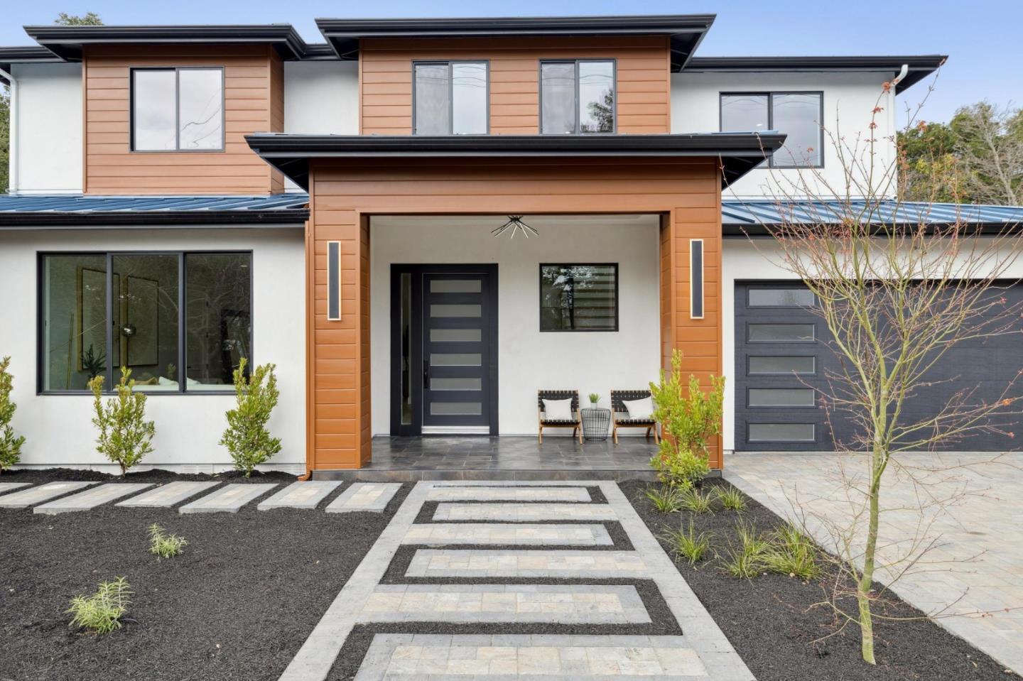 Detail Gallery Image 3 of 54 For 1074 Riverside Dr, Los Altos,  CA 94024 - 5 Beds | 4/1 Baths
