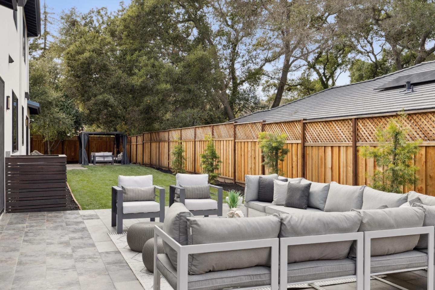 Detail Gallery Image 48 of 54 For 1074 Riverside Dr, Los Altos,  CA 94024 - 5 Beds | 4/1 Baths