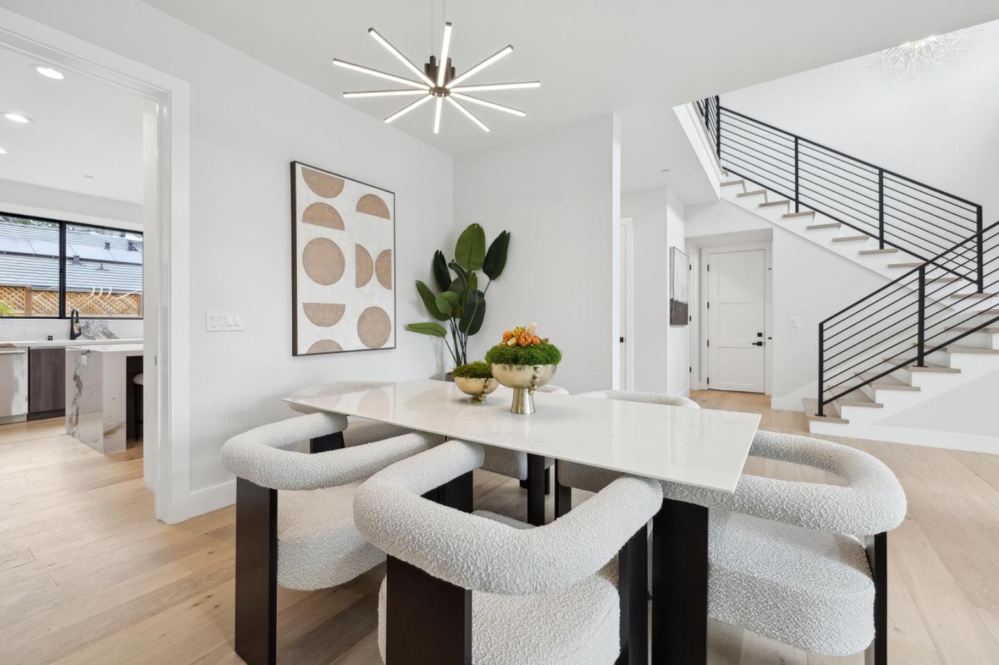 Detail Gallery Image 8 of 54 For 1074 Riverside Dr, Los Altos,  CA 94024 - 5 Beds | 4/1 Baths