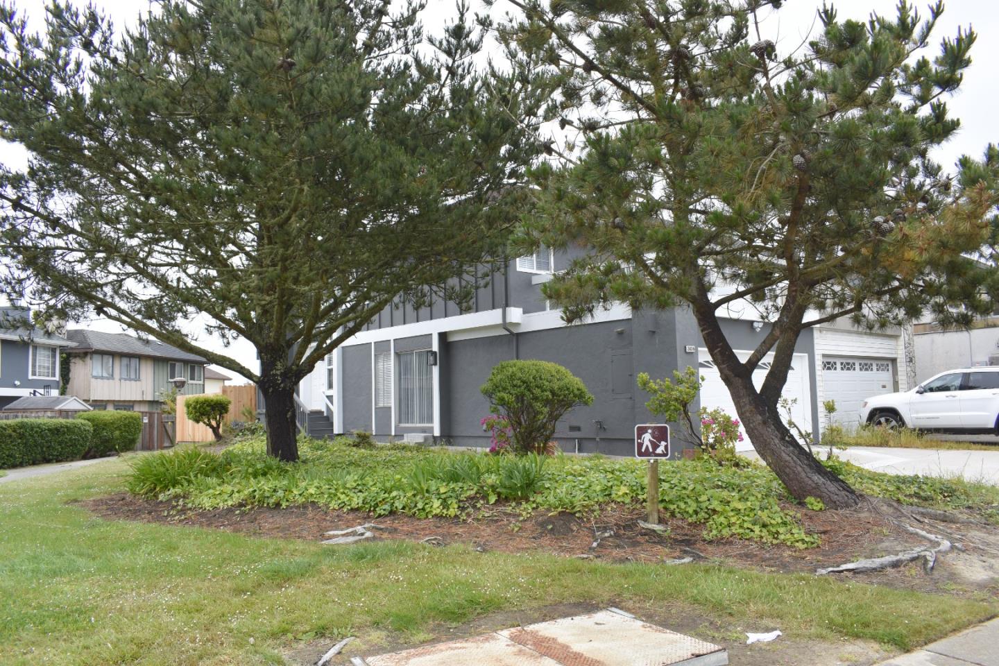 Detail Gallery Image 2 of 35 For 3836 Carter Dr, South San Francisco,  CA 94080 - 4 Beds | 2/1 Baths