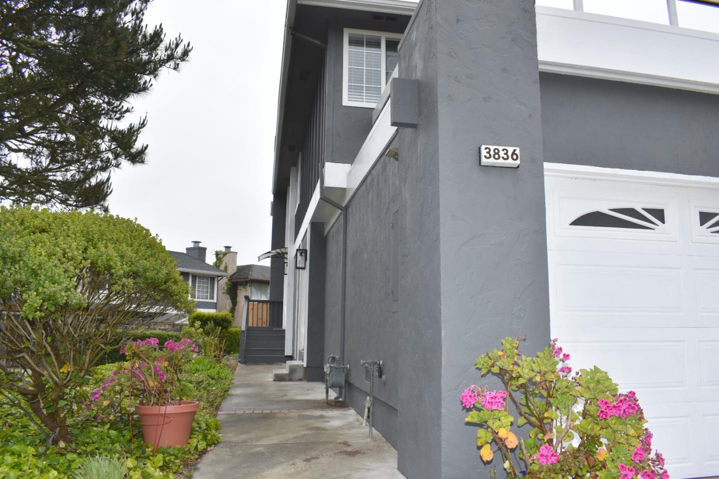 Detail Gallery Image 6 of 35 For 3836 Carter Dr, South San Francisco,  CA 94080 - 4 Beds | 2/1 Baths
