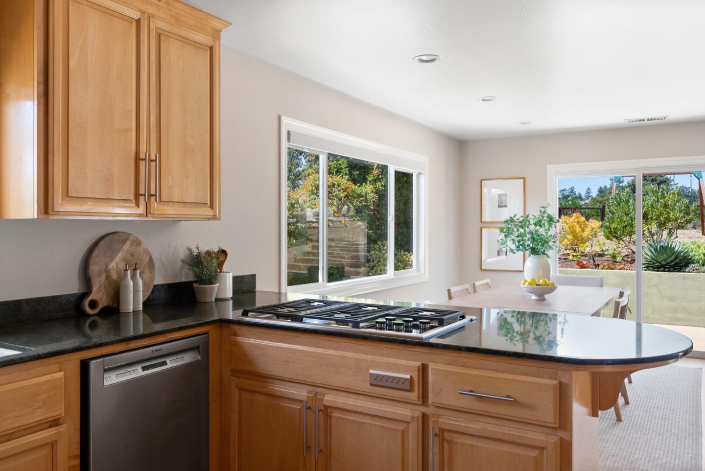 Detail Gallery Image 11 of 53 For 205 Siesta Dr, Aptos,  CA 95003 - 3 Beds | 2 Baths