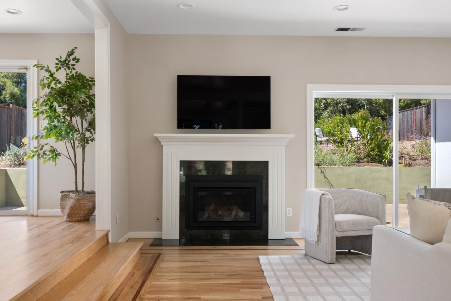 Detail Gallery Image 16 of 53 For 205 Siesta Dr, Aptos,  CA 95003 - 3 Beds | 2 Baths