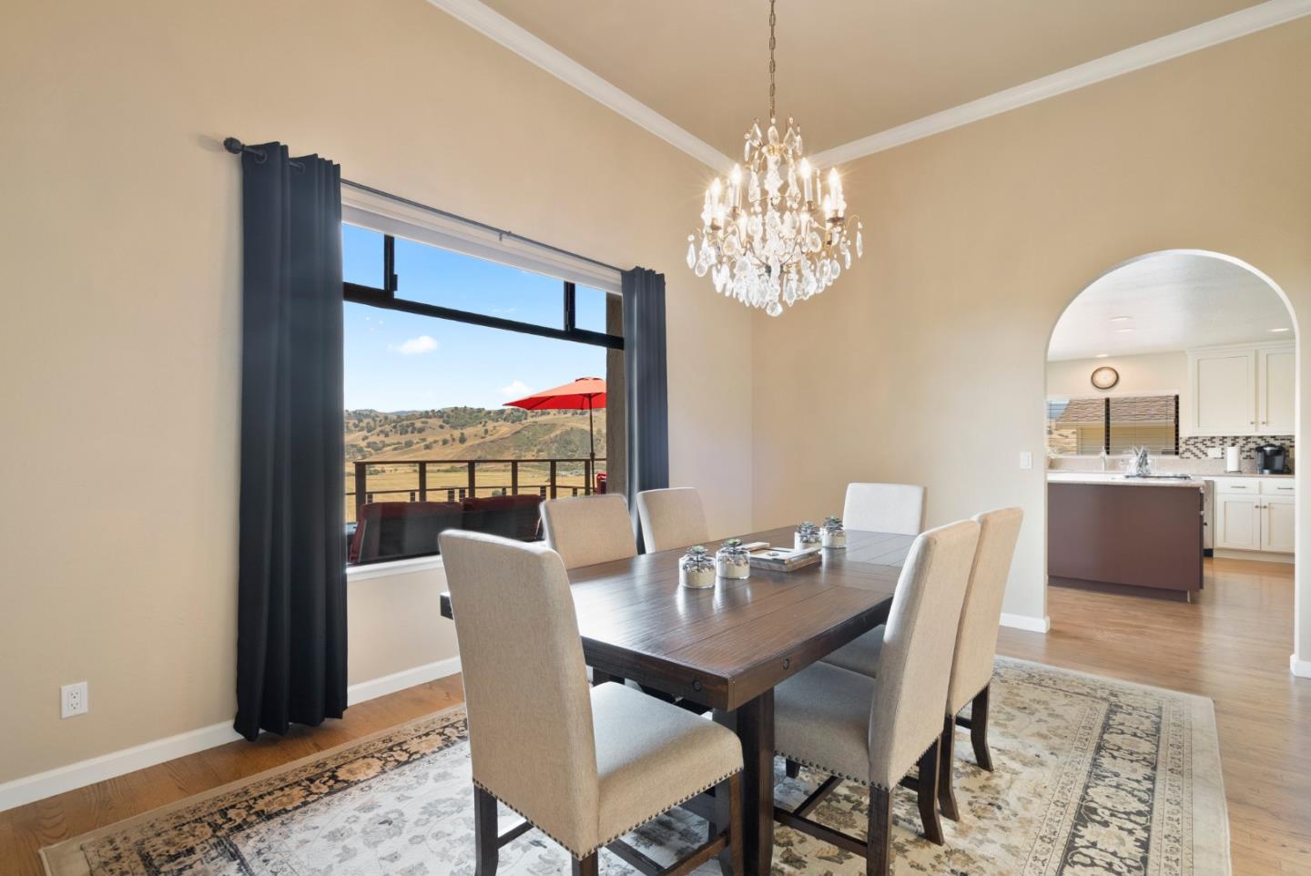 Detail Gallery Image 14 of 81 For 38 Barbras Ct, Hollister,  CA 95023 - 3 Beds | 2/1 Baths