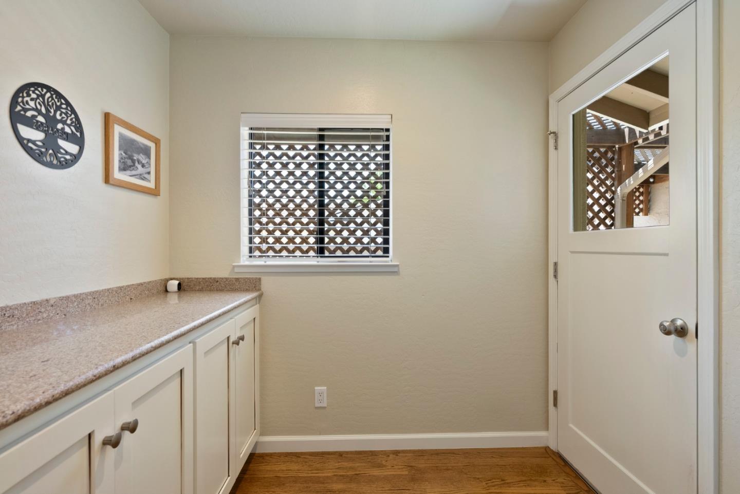 Detail Gallery Image 22 of 81 For 38 Barbras Ct, Hollister,  CA 95023 - 3 Beds | 2/1 Baths