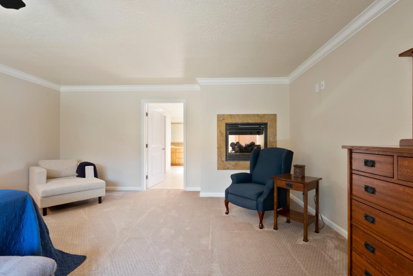 Detail Gallery Image 36 of 81 For 38 Barbras Ct, Hollister,  CA 95023 - 3 Beds | 2/1 Baths