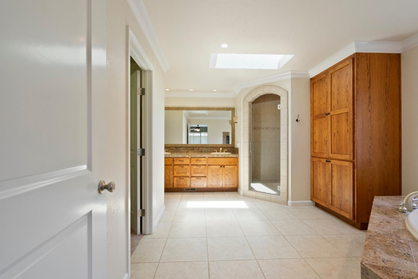 Detail Gallery Image 38 of 81 For 38 Barbras Ct, Hollister,  CA 95023 - 3 Beds | 2/1 Baths
