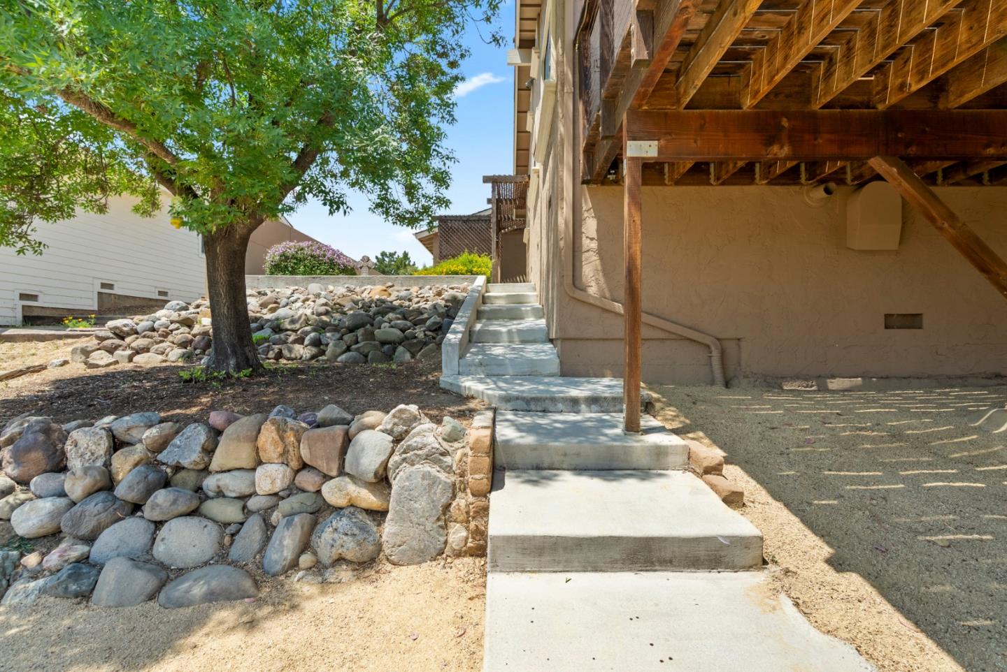 Detail Gallery Image 67 of 81 For 38 Barbras Ct, Hollister,  CA 95023 - 3 Beds | 2/1 Baths