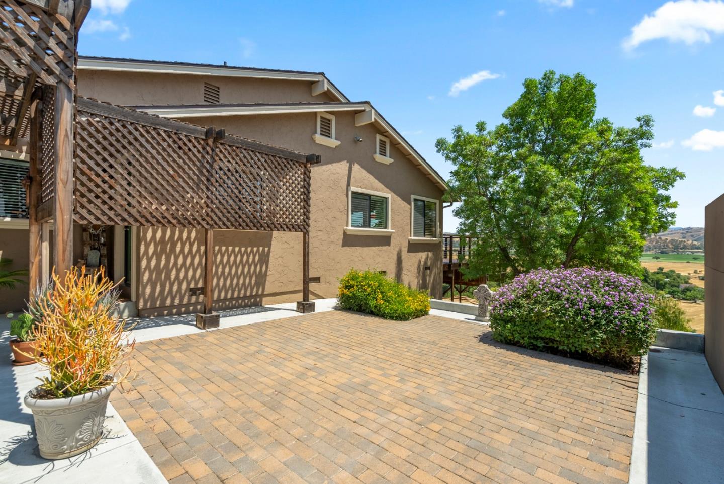 Detail Gallery Image 70 of 81 For 38 Barbras Ct, Hollister,  CA 95023 - 3 Beds | 2/1 Baths