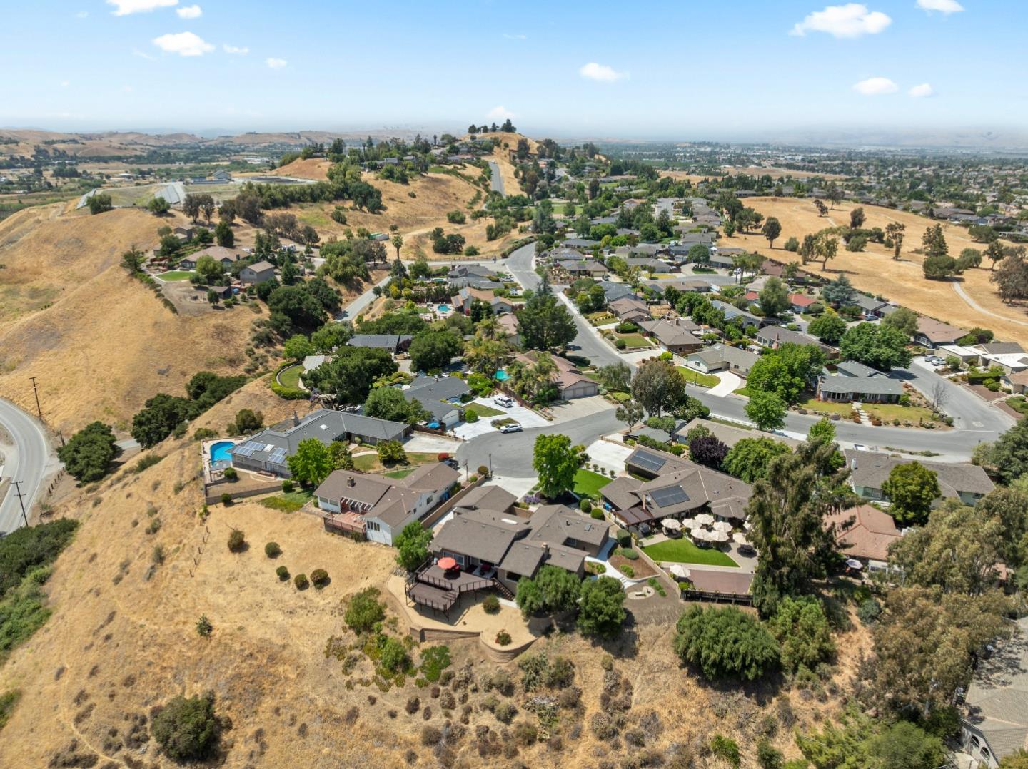 Detail Gallery Image 75 of 81 For 38 Barbras Ct, Hollister,  CA 95023 - 3 Beds | 2/1 Baths