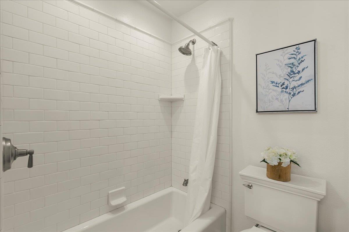 Detail Gallery Image 18 of 31 For 1074 Whitebick Dr, San Jose,  CA 95129 - 3 Beds | 1/1 Baths