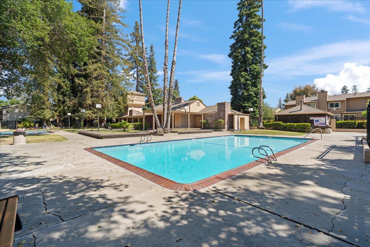 Detail Gallery Image 25 of 31 For 1074 Whitebick Dr, San Jose,  CA 95129 - 3 Beds | 1/1 Baths