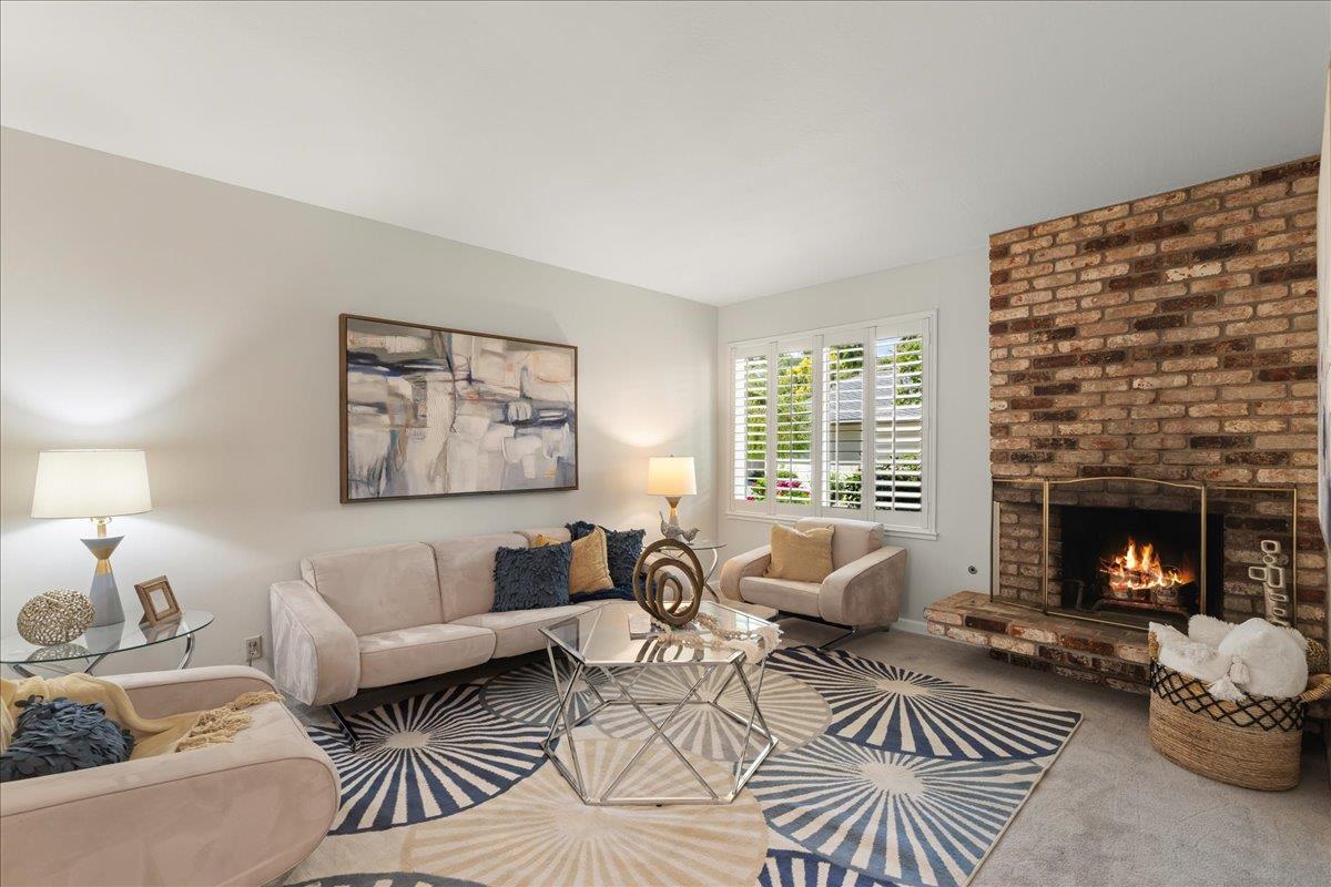 Detail Gallery Image 4 of 31 For 1074 Whitebick Dr, San Jose,  CA 95129 - 3 Beds | 1/1 Baths