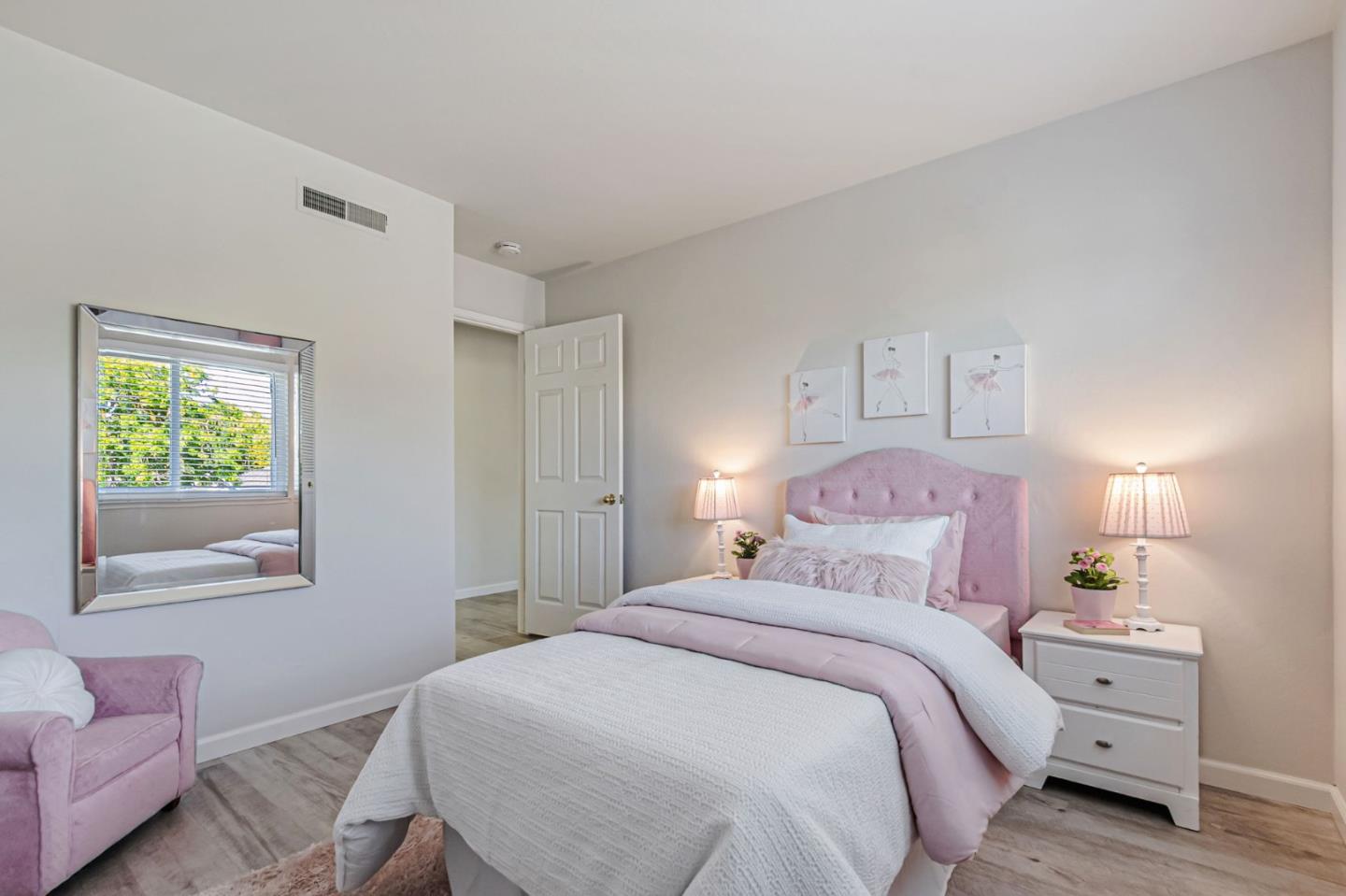 Detail Gallery Image 32 of 40 For 6649 Bret Harte Dr, San Jose,  CA 95120 - 4 Beds | 2/1 Baths