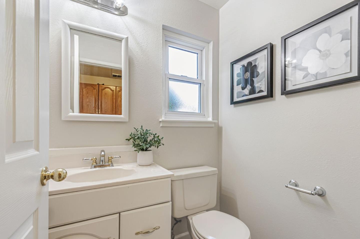 Detail Gallery Image 35 of 40 For 6649 Bret Harte Dr, San Jose,  CA 95120 - 4 Beds | 2/1 Baths