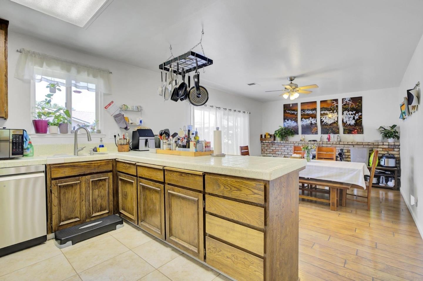 Detail Gallery Image 5 of 30 For 4322 La Torre Ave, San Jose,  CA 95111 - 3 Beds | 2 Baths