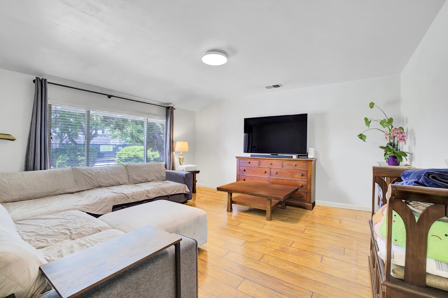 Detail Gallery Image 9 of 30 For 4322 La Torre Ave, San Jose,  CA 95111 - 3 Beds | 2 Baths