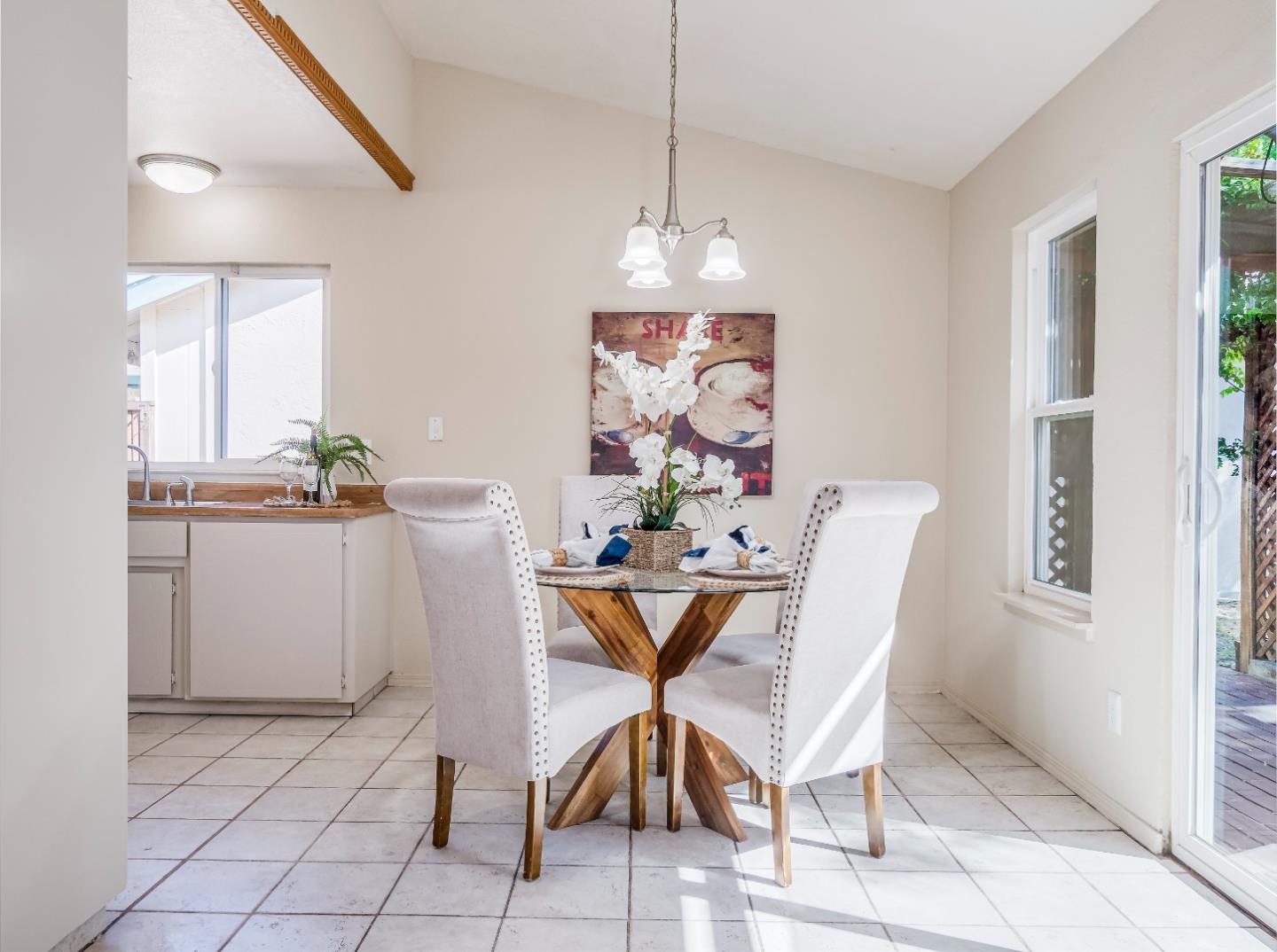 Detail Gallery Image 6 of 19 For 9038 Church St, Gilroy,  CA 95020 - 4 Beds | 2 Baths