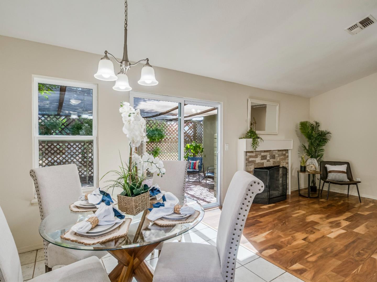 Detail Gallery Image 8 of 19 For 9038 Church St, Gilroy,  CA 95020 - 4 Beds | 2 Baths