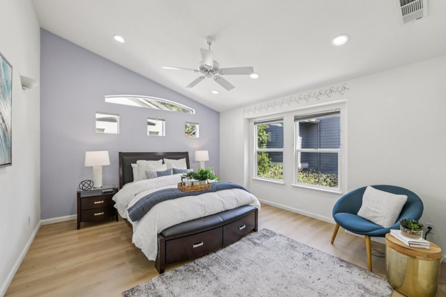 Detail Gallery Image 11 of 27 For 3712 Moorpark Ave, San Jose,  CA 95117 - 3 Beds | 2/1 Baths