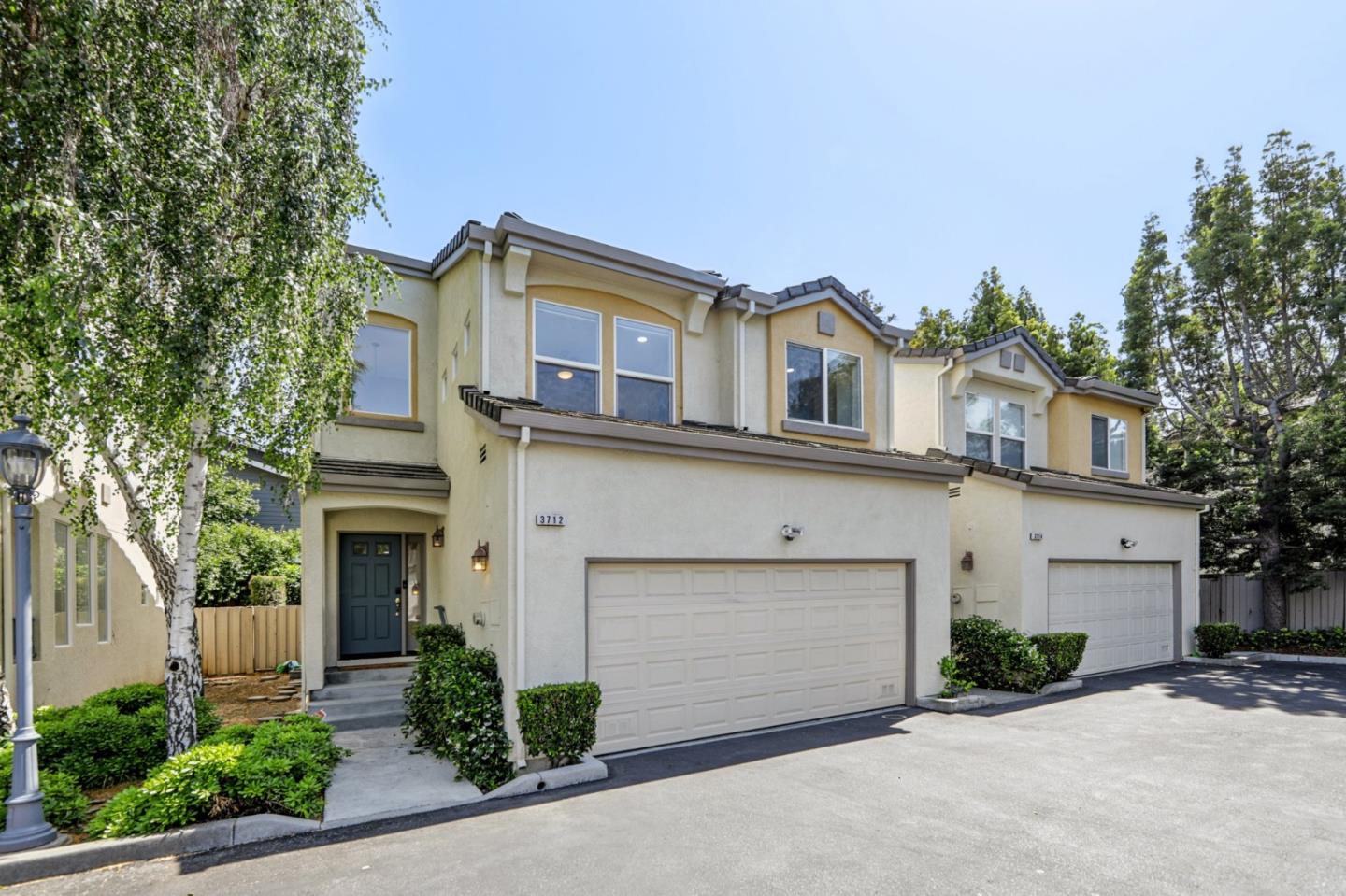 Detail Gallery Image 2 of 27 For 3712 Moorpark Ave, San Jose,  CA 95117 - 3 Beds | 2/1 Baths