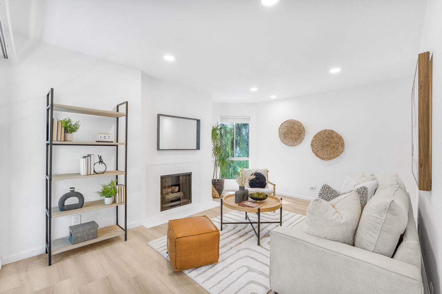 Detail Gallery Image 12 of 22 For 3751 Harrison #101,  Oakland,  CA 94611 - 1 Beds | 1 Baths