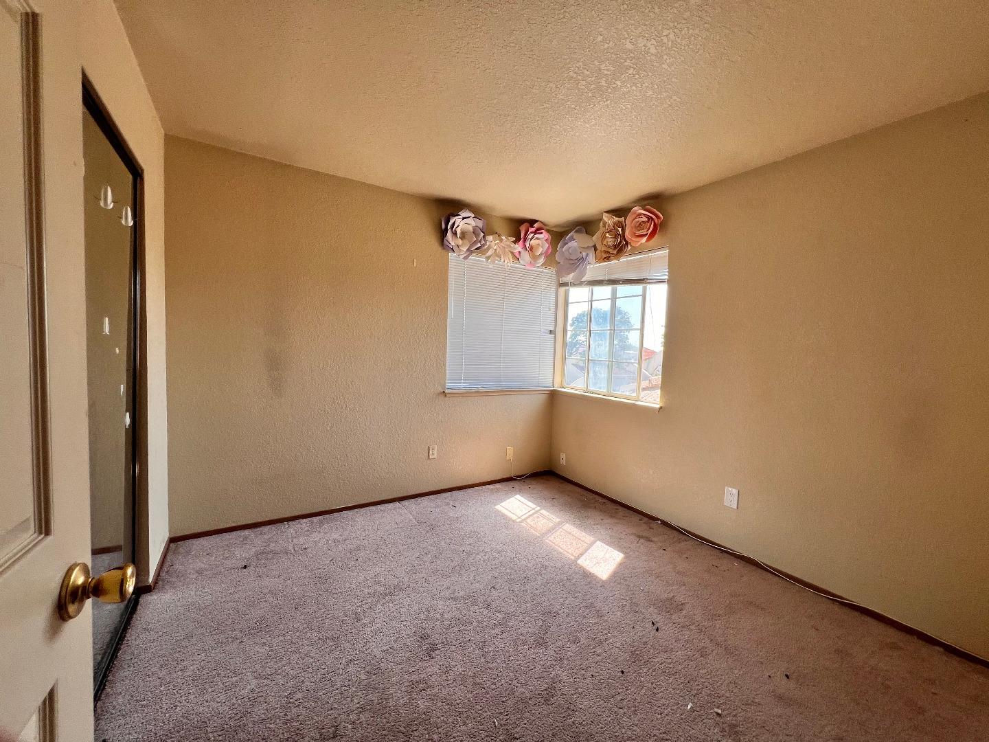 Detail Gallery Image 15 of 19 For 56 Brighton Dr, Vallejo,  CA 94591 - 4 Beds | 2/1 Baths